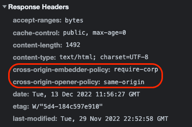 上記の 2 つのヘッダー（Cross-Origin-Embedder-Policy と Cross-Origin-Opener-Policy）が Chrome DevTools でハイライト表示されています。